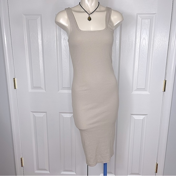 Forever 21 Dresses & Skirts - FOREVER 21 knit dress TAUPE neutral tank top dress ribbed woven knit CLASSIC S